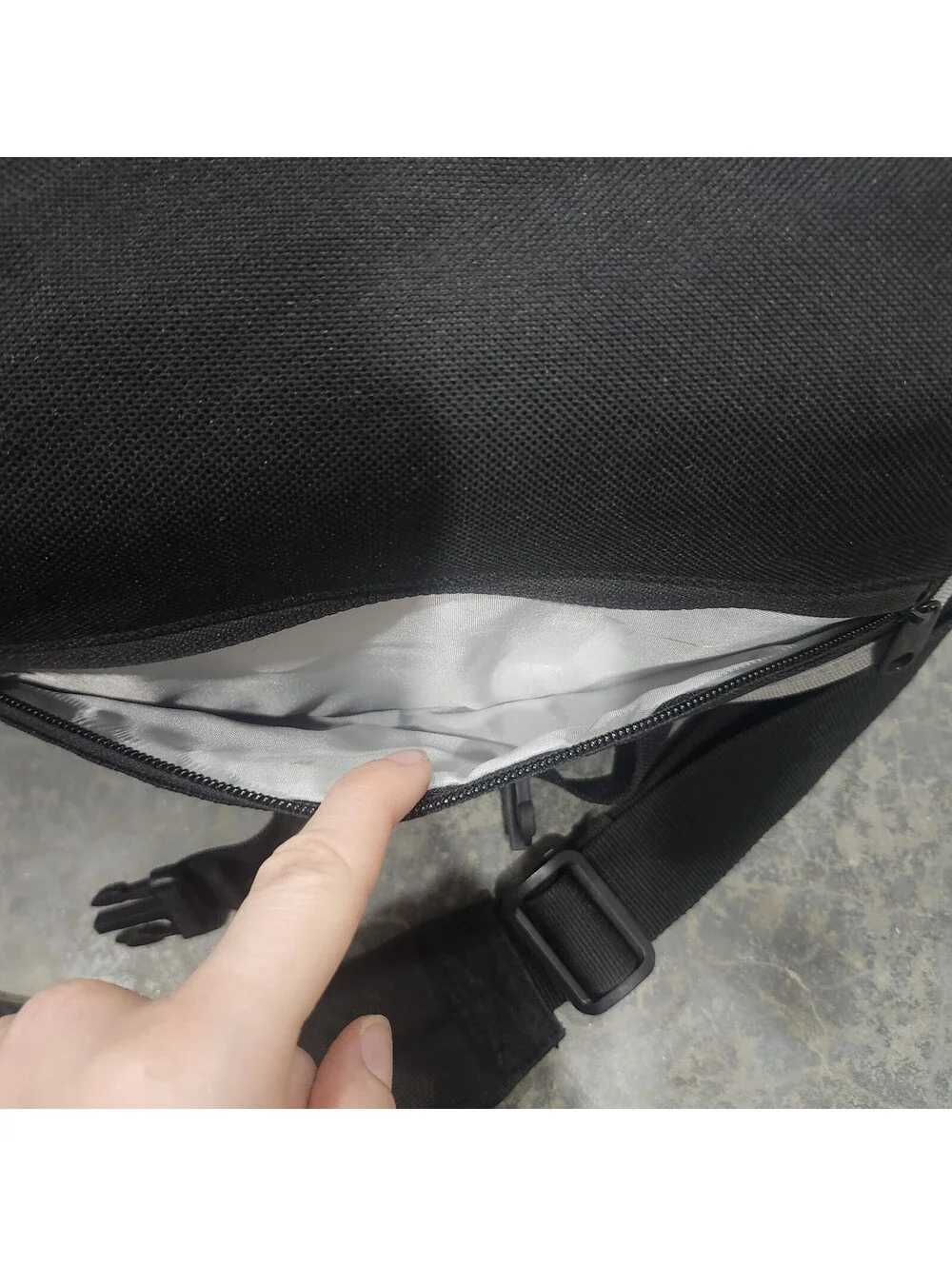 Nikon DSLR Camera Bag with Shoulder Strap Removable Inserts Storage Pockets